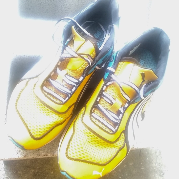 PUMA Kids Cross Trainers - Picture 2 of 6